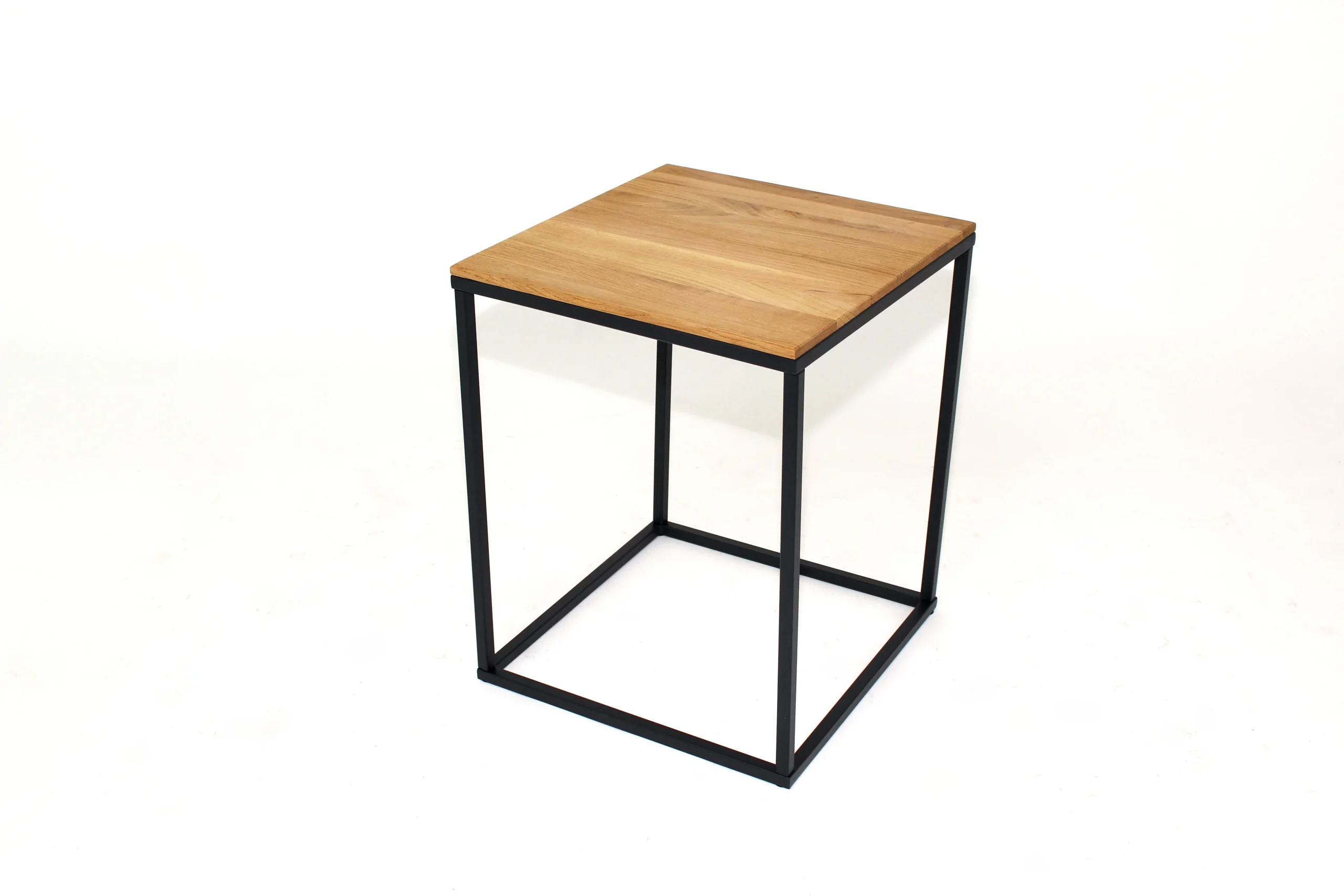 Concept Genu IV Beistelltisch Eiche Metall