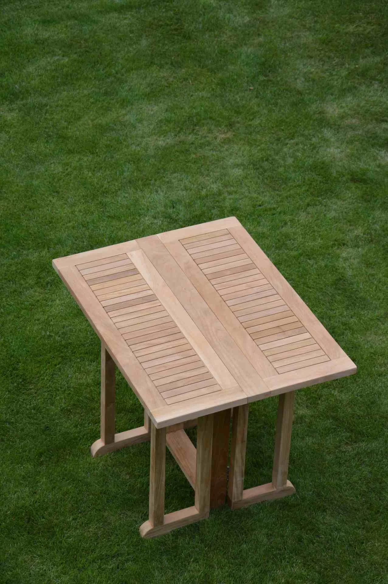 Gartenesstisch Klapptisch City aus Teakholz, klassisch massiv, natur, beidseitig klappbar, für 4 Personen - Jan Kurtz