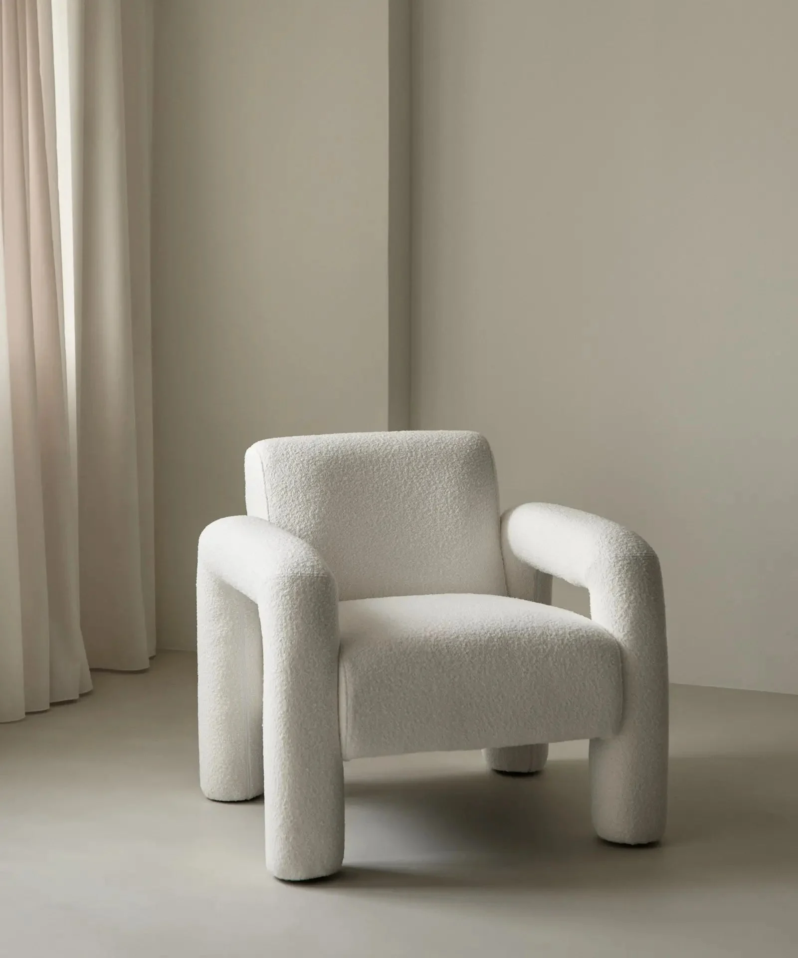 Sillón Tapizado con Reposabrazos Cloud - Northdeco