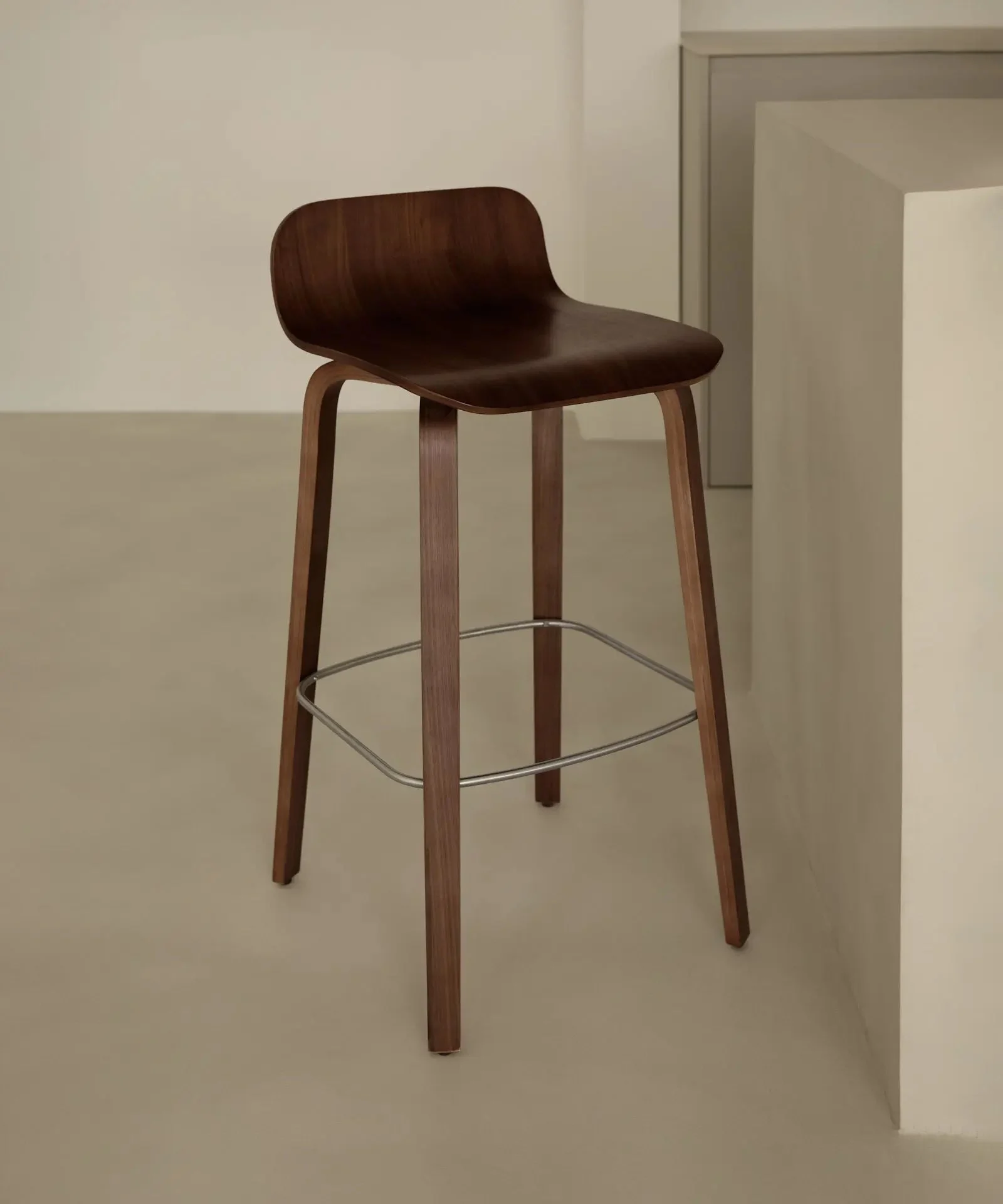Holzhocker Eira - Northdeco