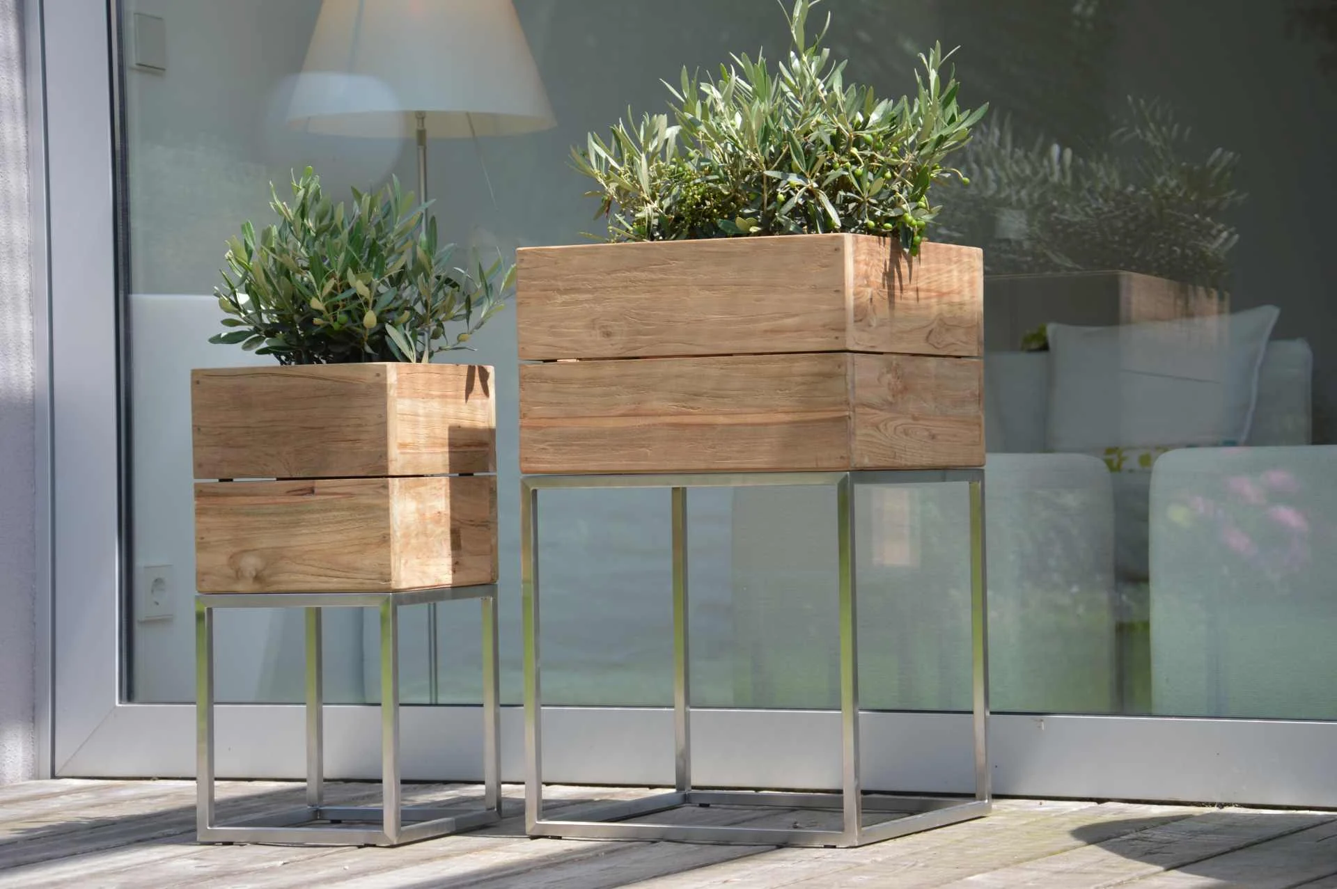 Pflanzenbehälter Mini Garden aus recyceltem Teak, modern, natur, für Outdoor, 25x25x53 cm - Jan Kurtz