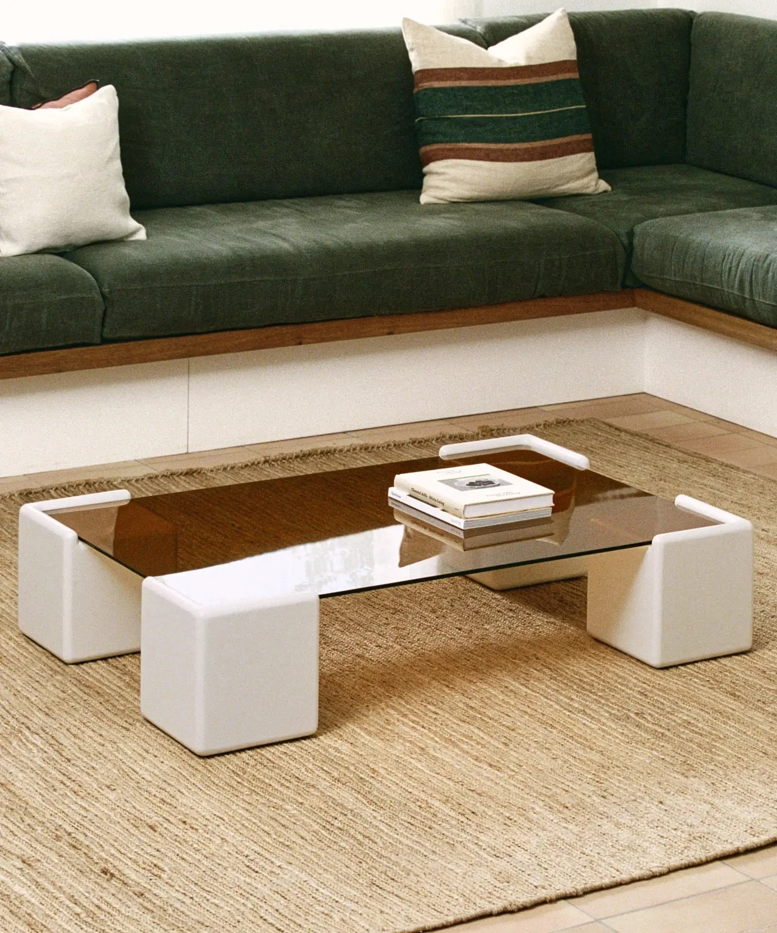 Mesa de Centro Rectangular de Cristal y Madera Lacada Denna (120x80cm) - Northdeco
