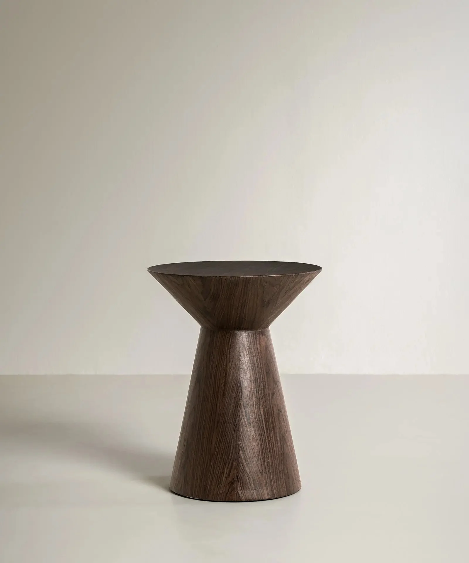 Mesita auxiliar de madera Inca (40x51 cm) - Northdeco