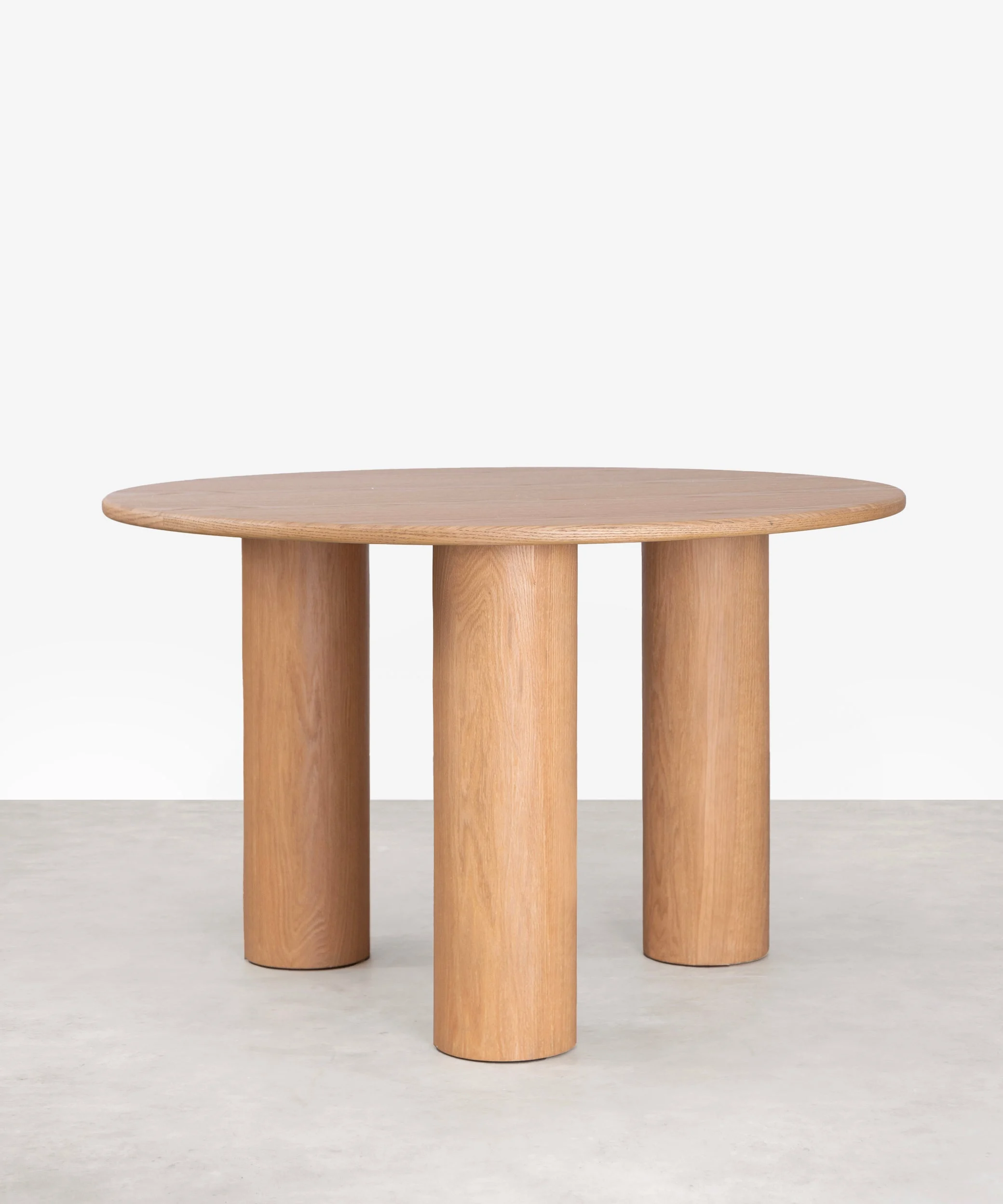 Mesa de Comedor Redonda en Madera Anetta (120 cm) - Northdeco