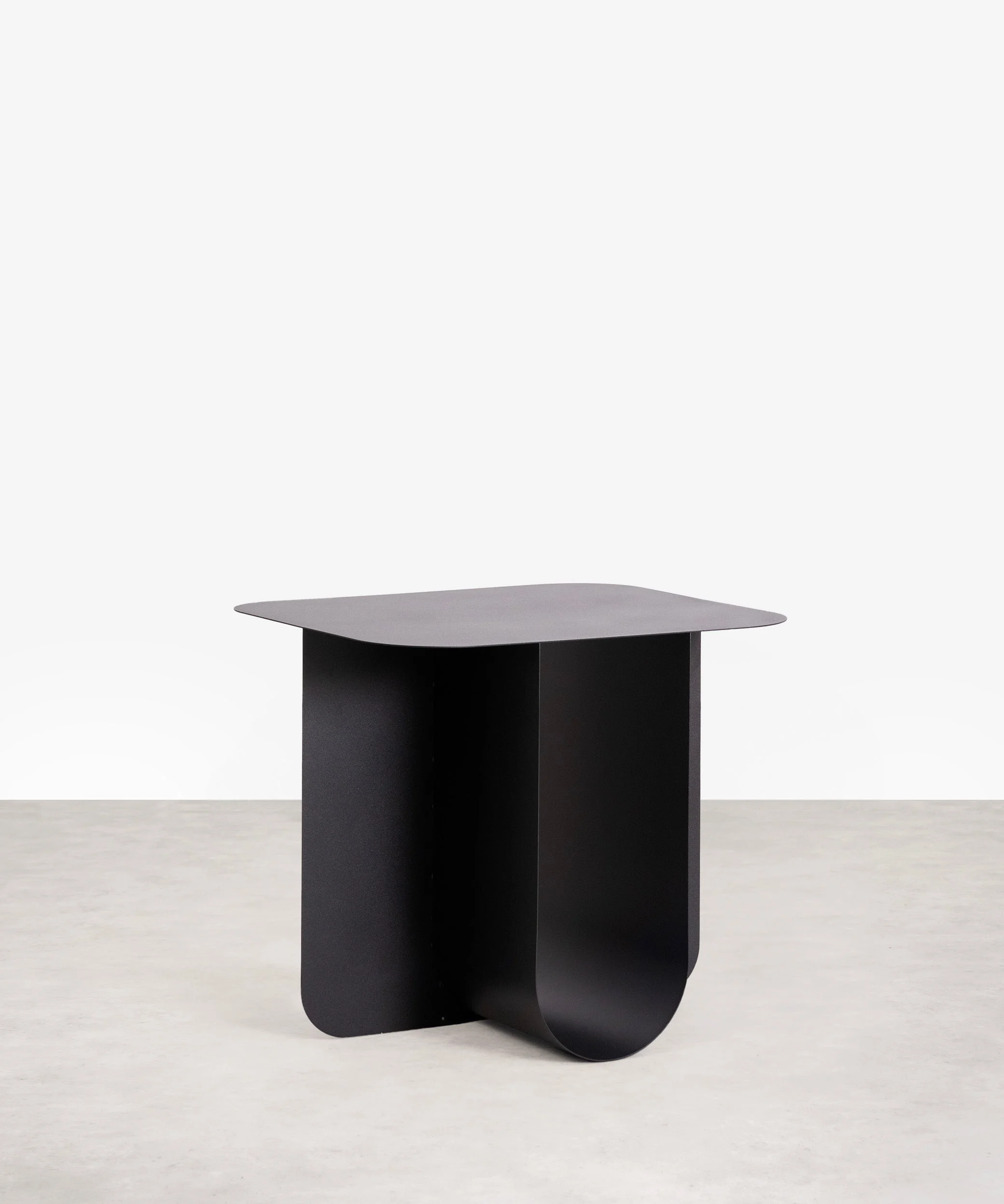 Kala Beistelltisch (44x40x39 cm) - Northdeco
