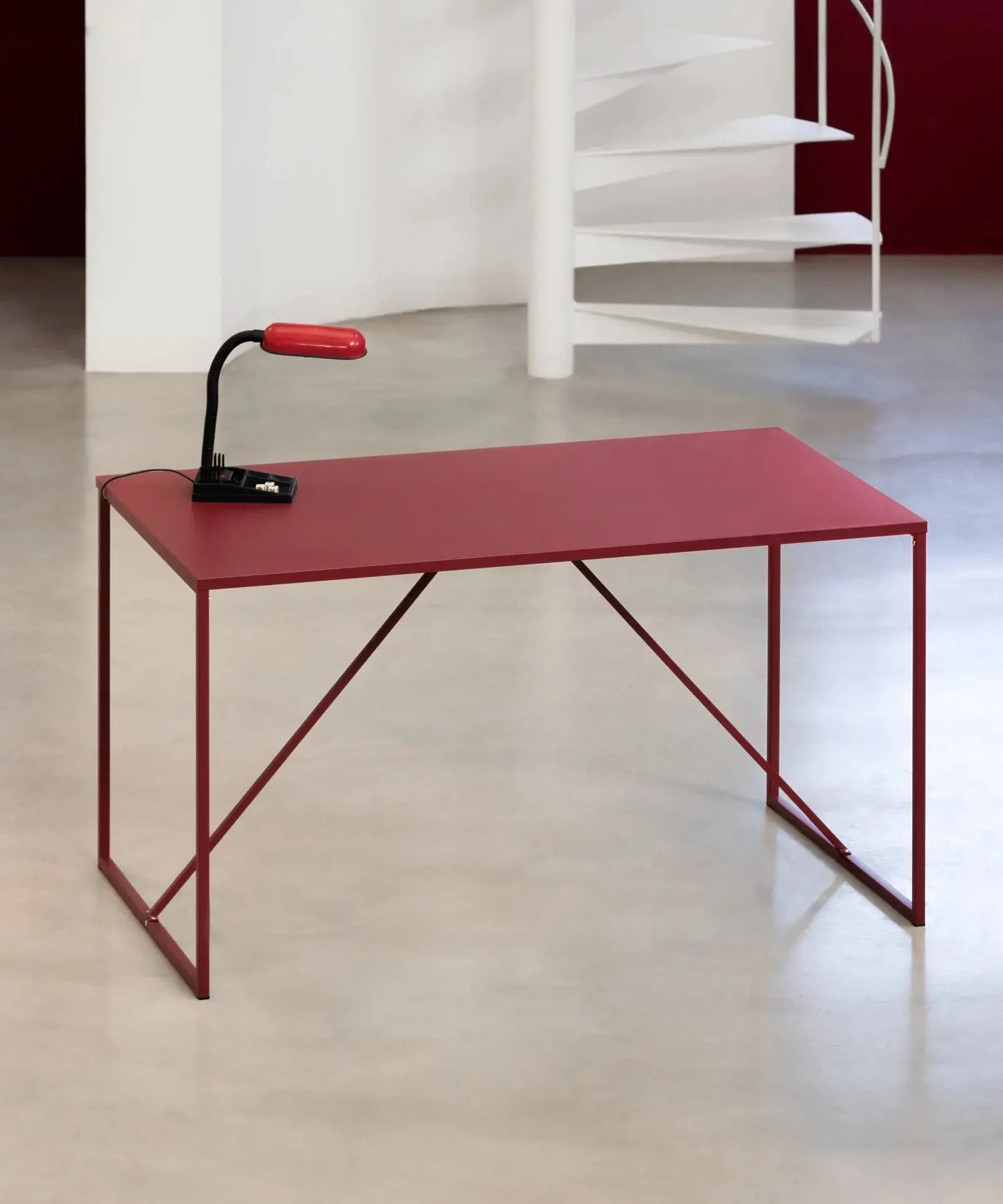 Bureau en acier laminé Varek - Northdeco
