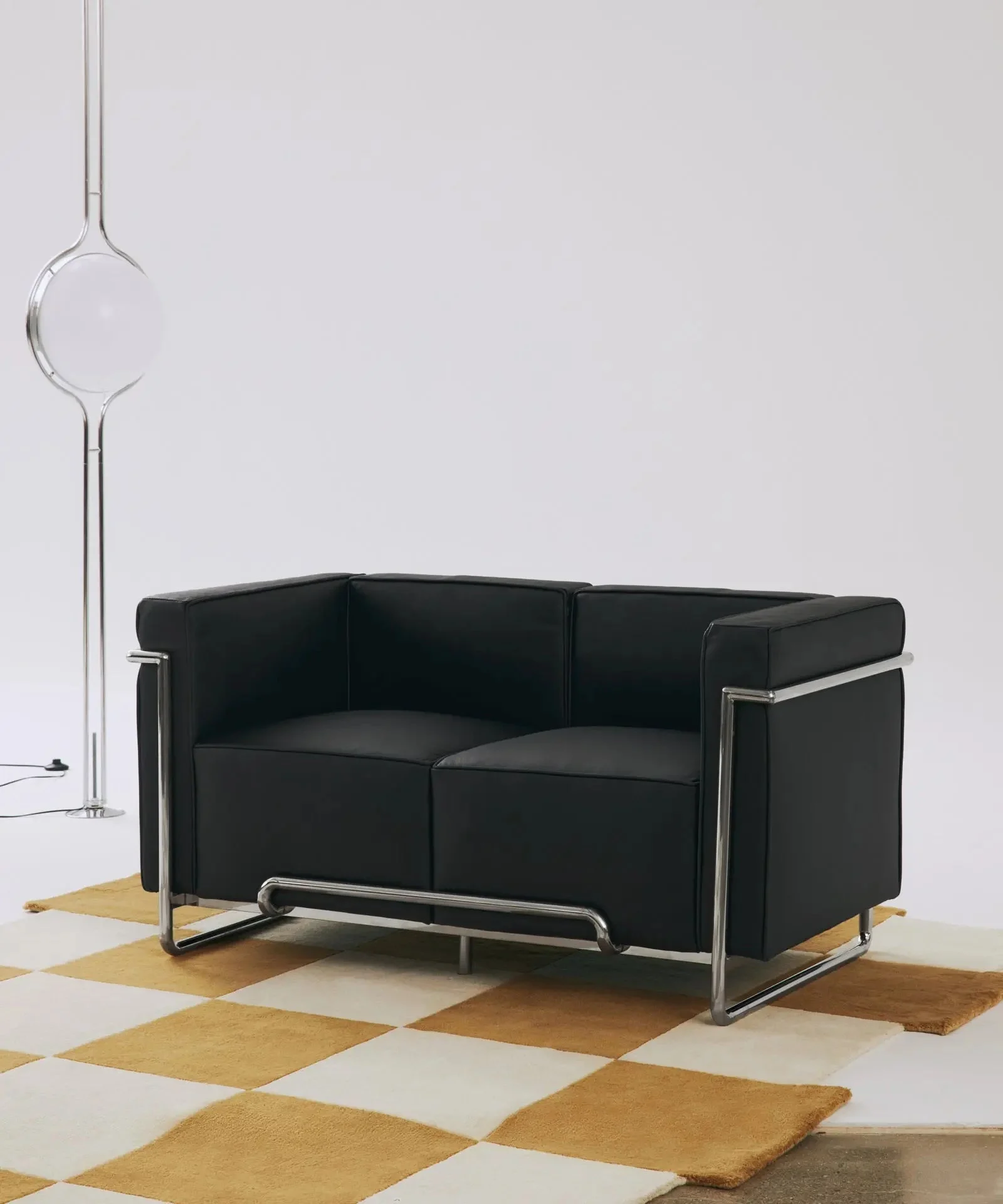 2-Sitzer-Sofa aus italienischem Kunstleder und Metall Box