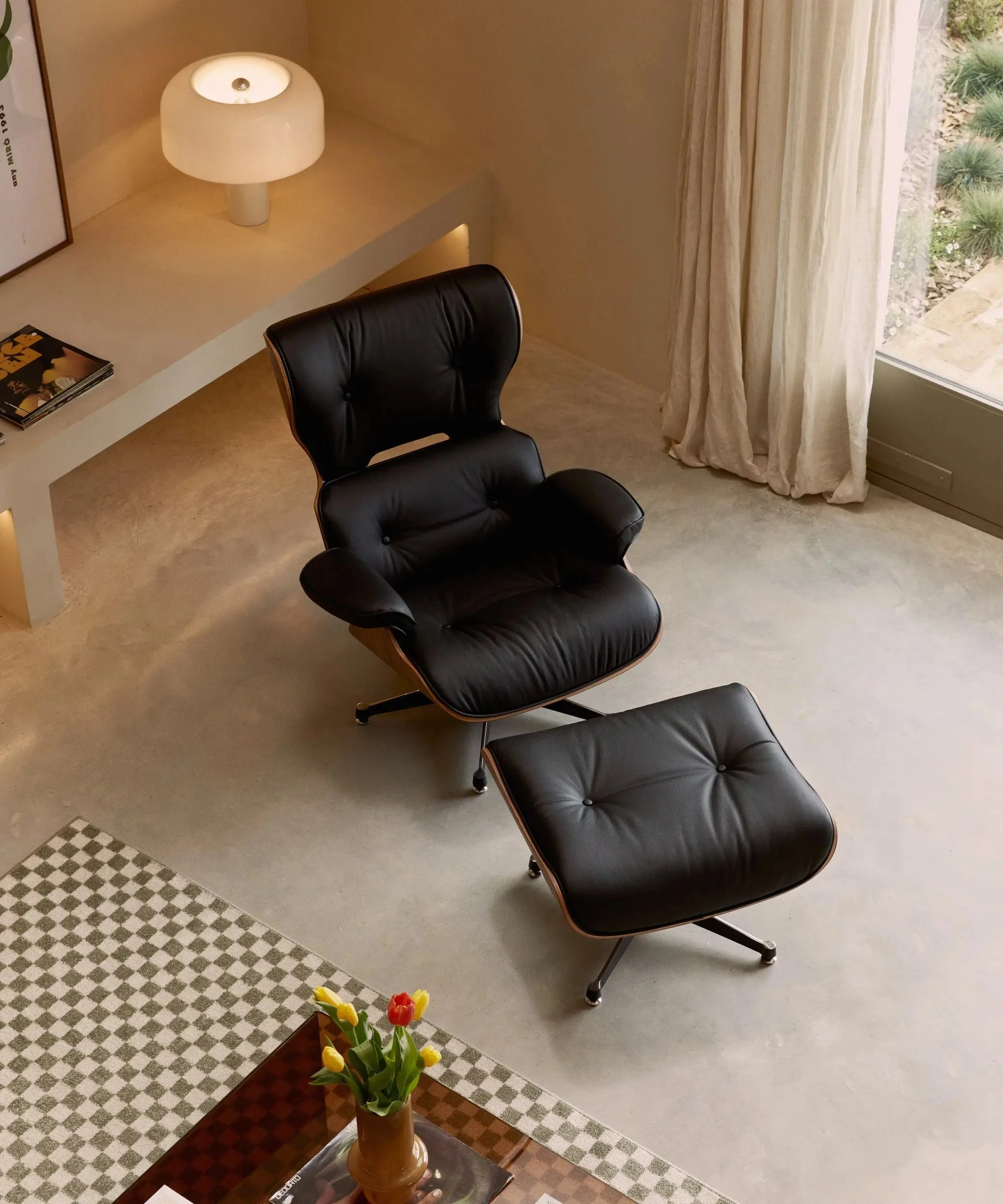 Chaise longue en cuir italien et bois avec repose-pieds Veneto