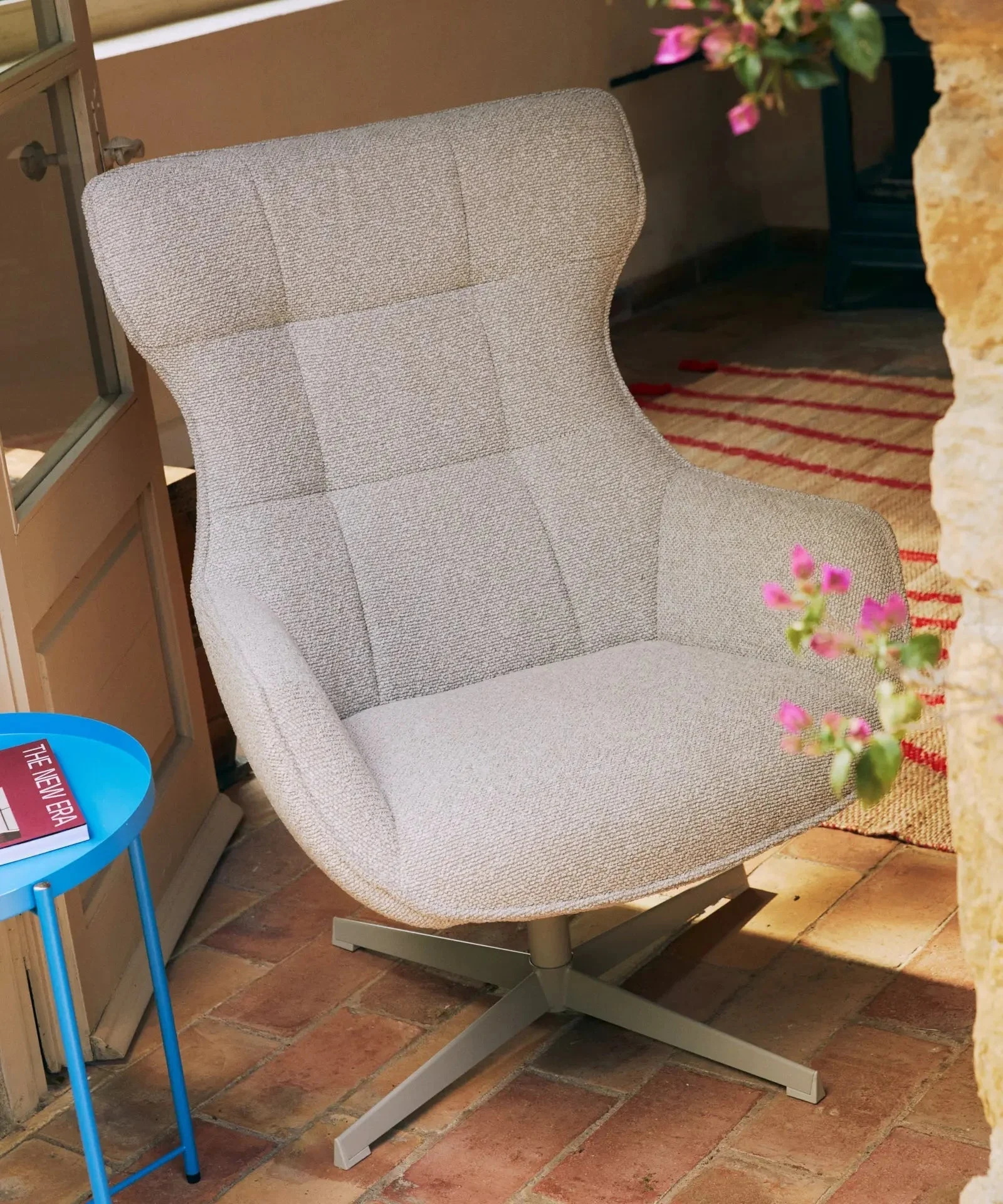 Gepolsterter Sessel aus Bouclé-Stoff Elsa
