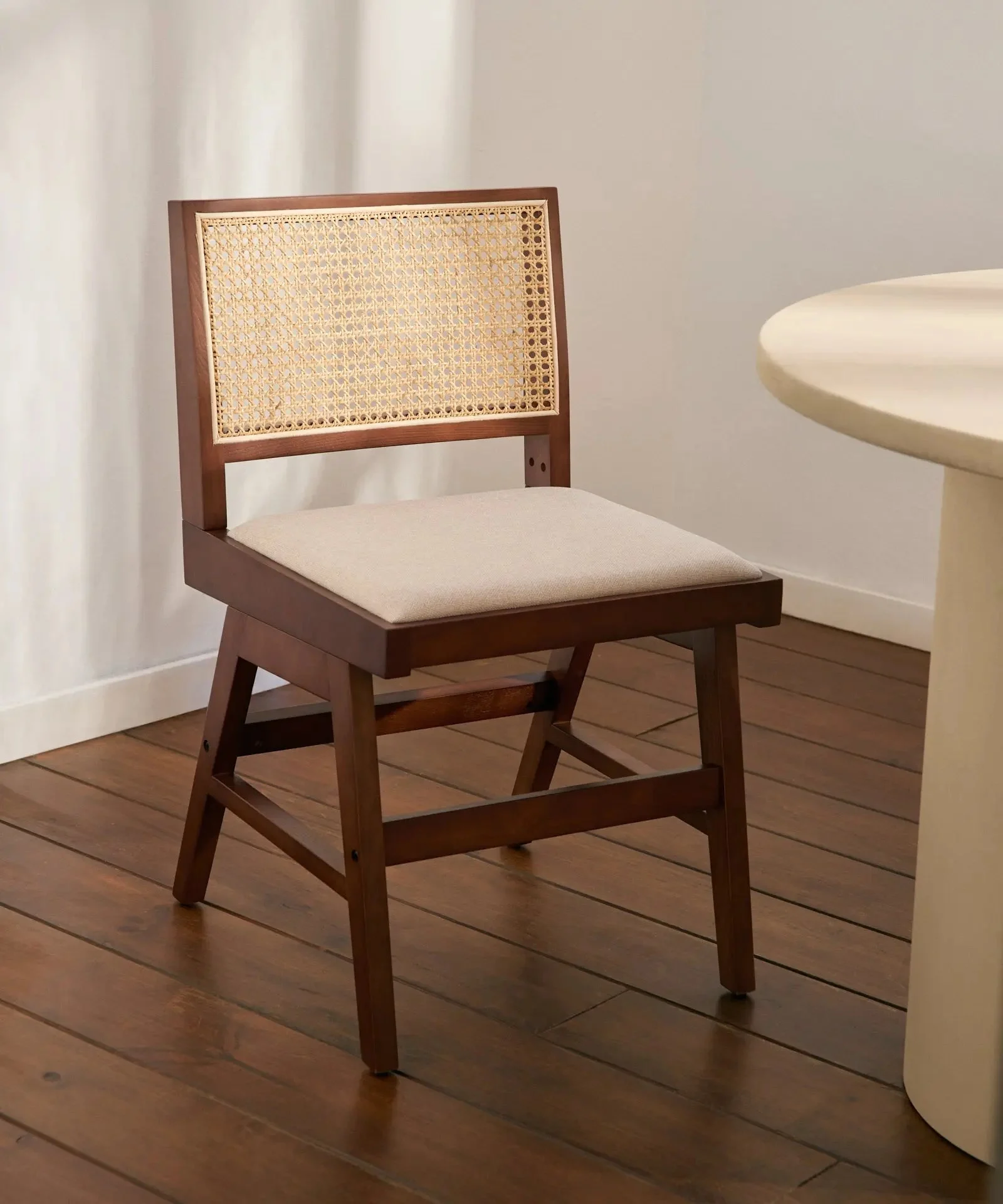Silla de Comedor en Madera Tapizada Pauline - Northdeco
