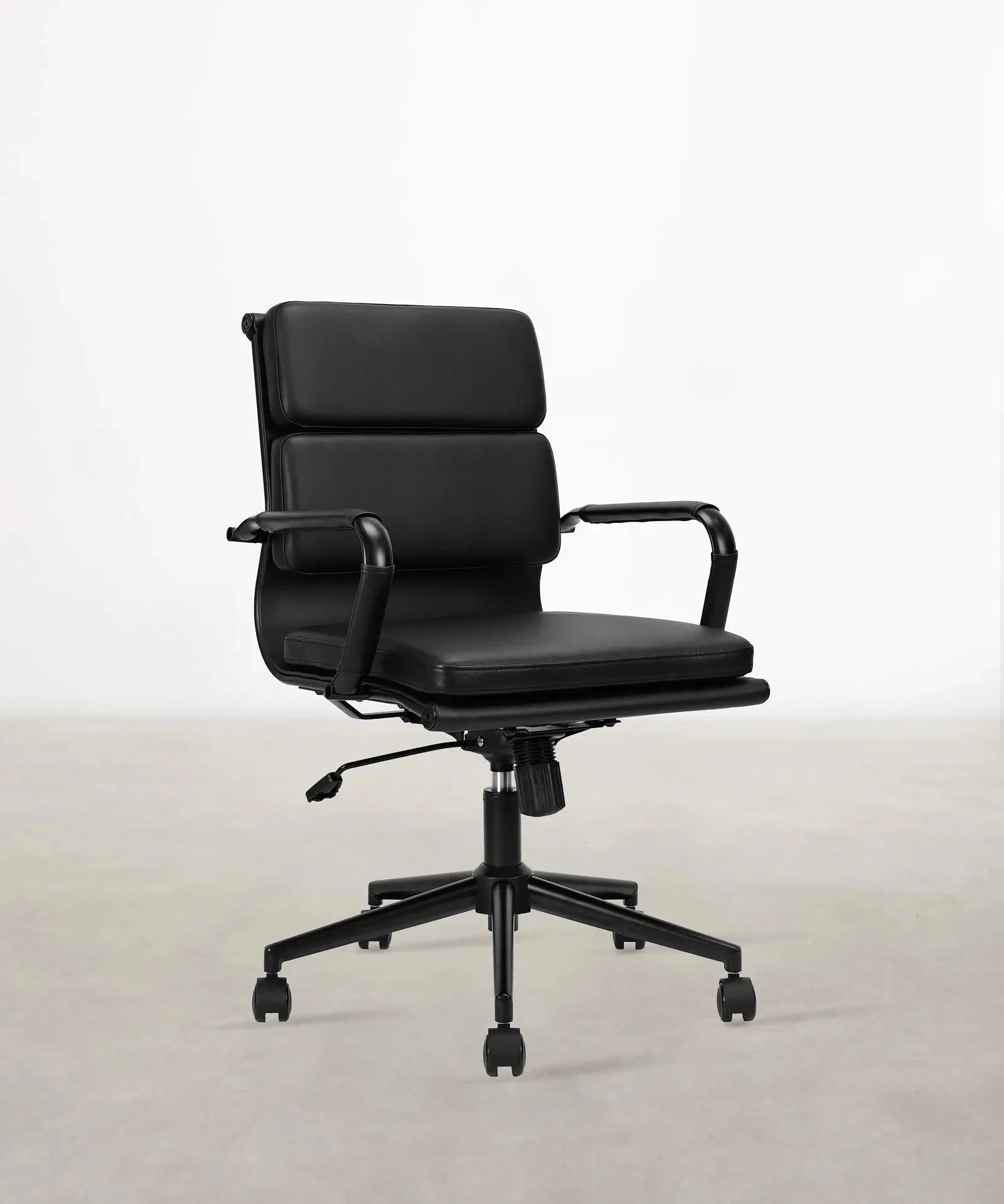 Bürostuhl aus Kunstleder Belmont Low Back - Black Edition