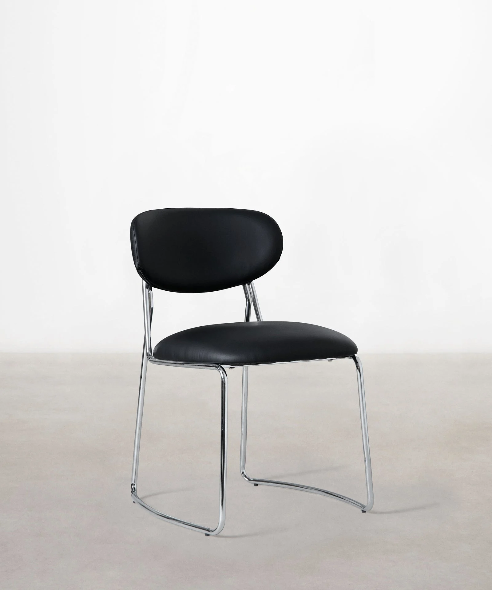 Esszimmerstuhl aus Kunstleder und Metall Moritz - Northdeco