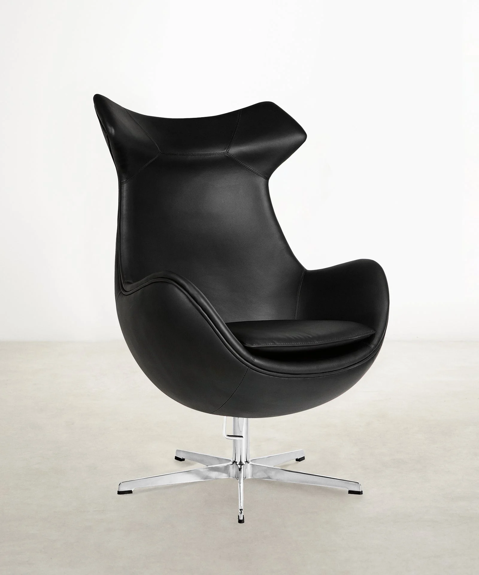Sillón en Piel y Acero con Reposabrazos Monet - NORTHDECO
