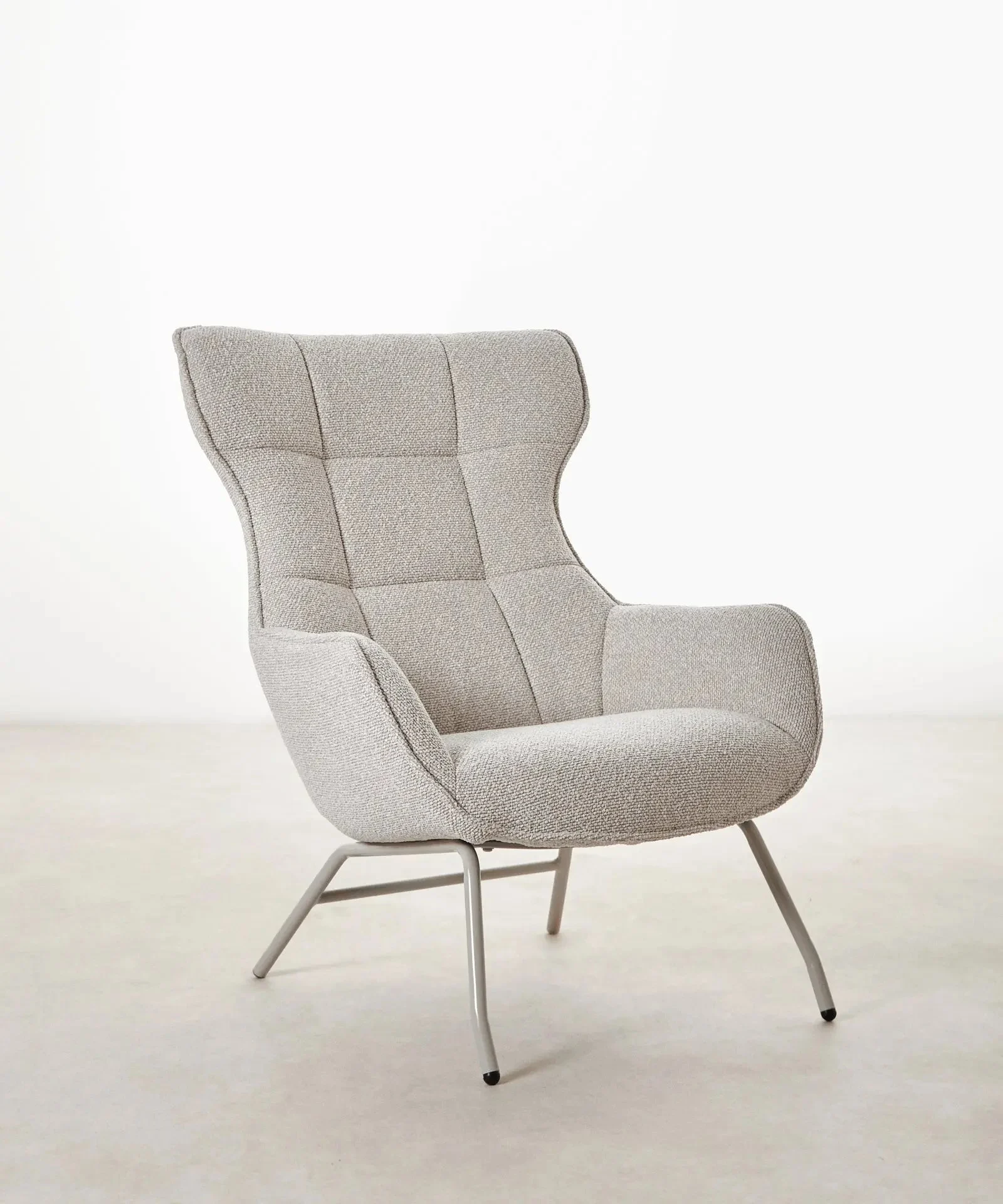 Gepolsterter Sessel aus Bouclé-Stoff Elska