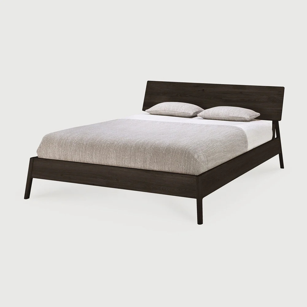 Ethnicraft Air Bett Eichenholz Dunkel Lackiert 160x200cm