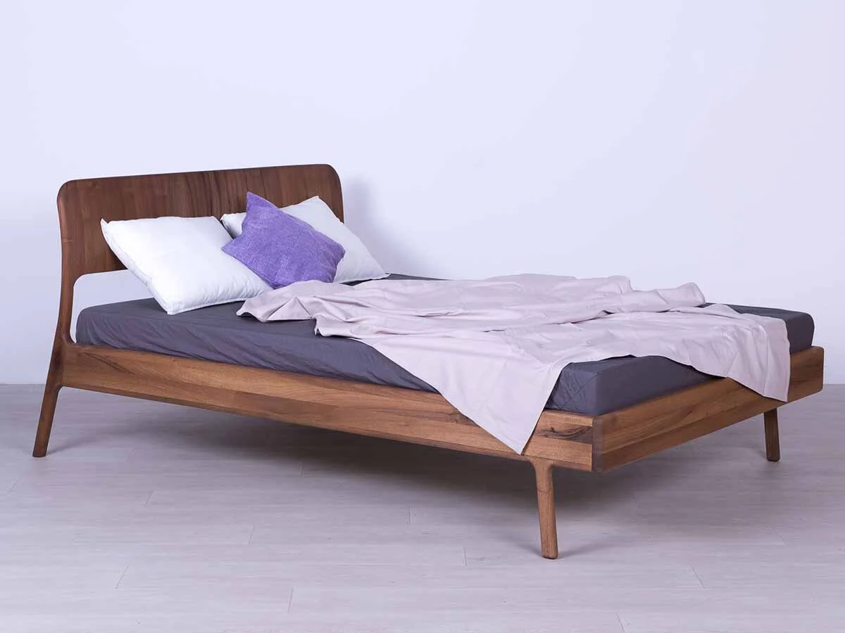 rast Massivholzbett Aristeo - rast möbeldesign