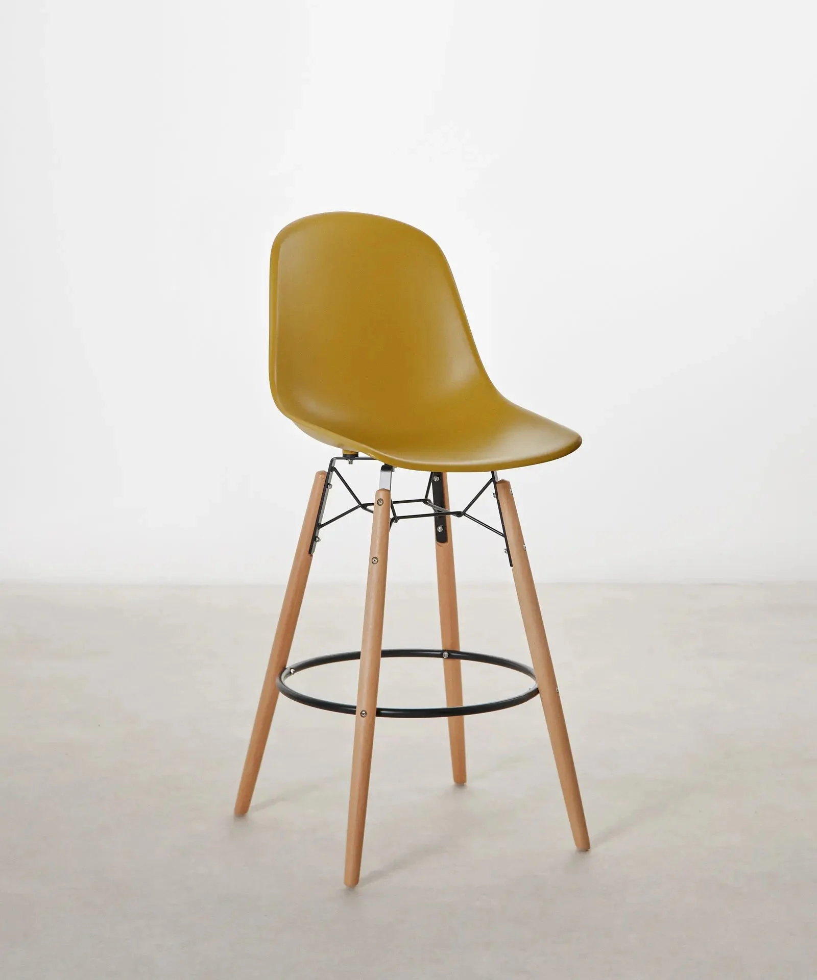 Taburete de Polipropileno y Madera Elon - Northdeco