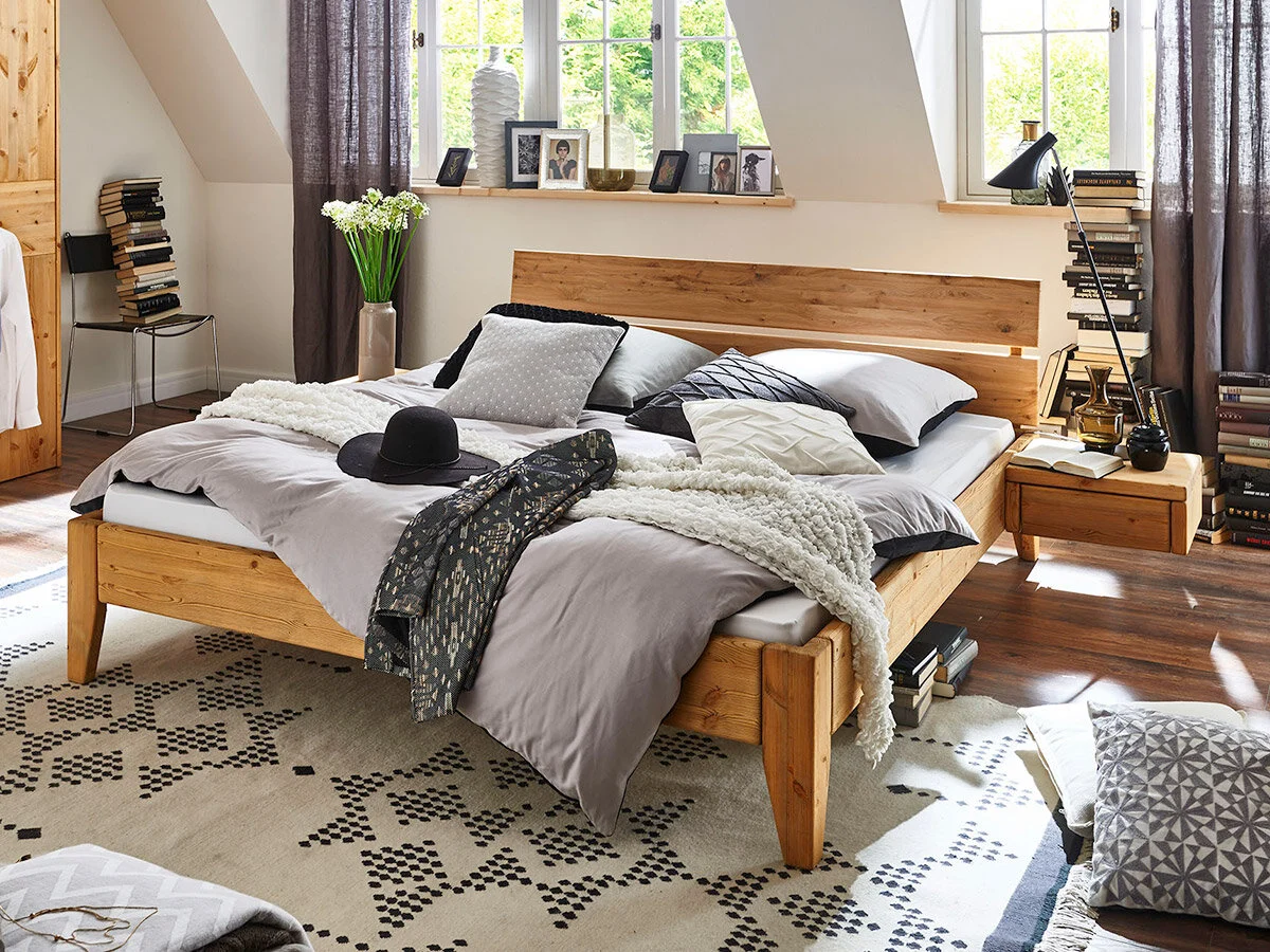 Tjørnbo Easy Sleep Massivholzbett Wooden
